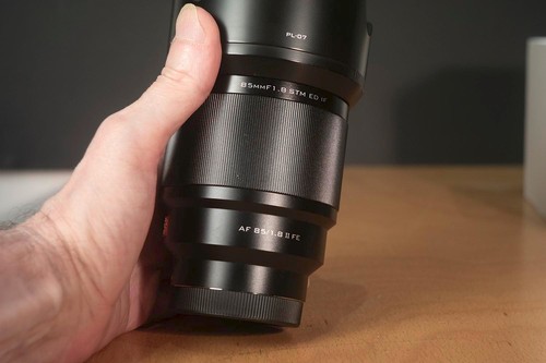 Viltrox 1 8 fe - 85, f/1.8