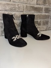 MARC JACOBS BLACK WOMENS REMI CHAIN LINK ANKLE BOOT 41