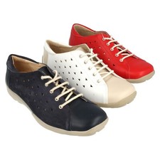 Donna Calzata Larga Pizzo