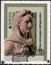 Italia 2025 Europa statua in veste di Ercole