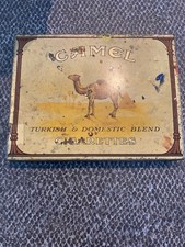 Très ancienne boîte Métal