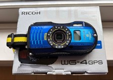 Fotocamera digitale compatta