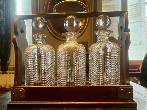 Cave liqueur tantalus - liqueur, "tantalus"