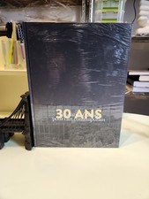 NEW SEALED 30 ANS FOUNDATION