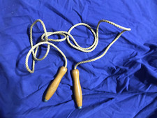 VECCHIA CORDA DA SALTO MANICI LEGNO VECCHIO GIOCATTOLO