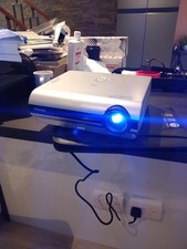 PROIETTORE TOSHIBA TDP-S20 USATO FUNZIONANTE IN BUONE CONDIZIONI