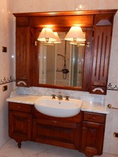 Mobile Lussuoso Bagno lavabo, specchio e lampade il marmo necessità riparazione