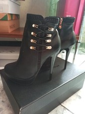 Tronchetto in ecopelle nero