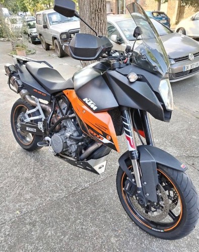 Plusieurs pièces ktm 990 - ktm,