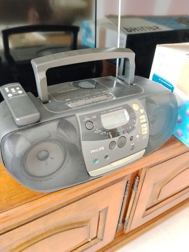Philips az1407 boombox radio - philips,