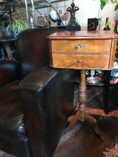 Antico tavolino stile liberty