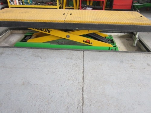 Attrezzatura per carrozzeria - attrezzatura,