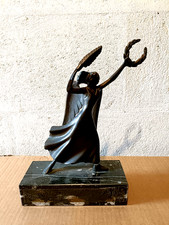 Statuetta in bronzo - H 25 cm