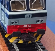 4 Respingenti ricambi per loco lima E633 022 TIGRE  (replica in resina)