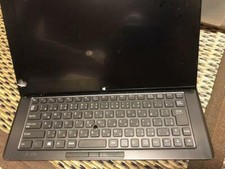 Computer portatile Junk Sony VAIO Duo 11 SVD11219CJB inizializzato per parti di perdita LCD