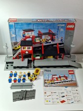 Lego vintage Legoland Train 4.5V 7824 Railway Train Station, w box, instructions