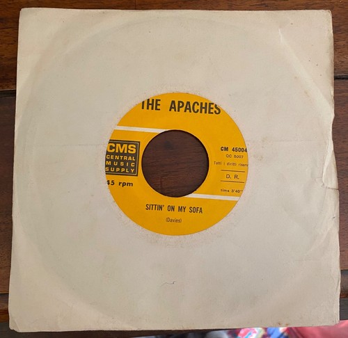 The apaches sittin on my - the,