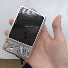 Sony Cyber-Shot DSC-W220