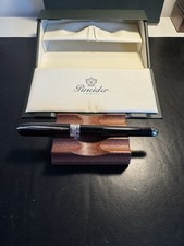 Pineider Avatar UR Penna Stilografica F Fine Nero