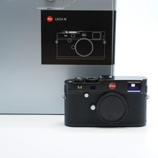 Leica M240 nera con supporto per il pollice - Leica Store Heidelberg