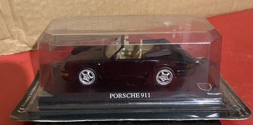 Die cast porche 911 car - die,