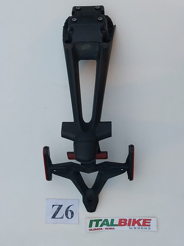 Parafango porta targa triumph - parafango,