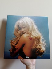 Sabrina Carpenter Short and