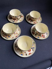 5 piattini tazze ceramica Max