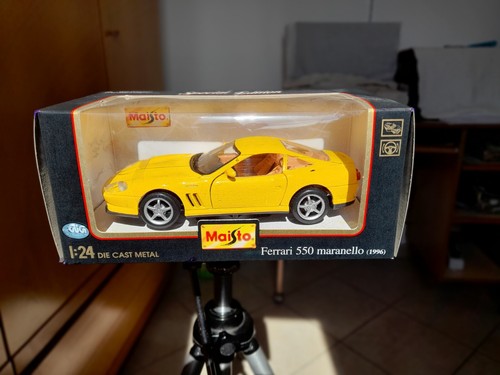 Ferrari 550 maranello giallo - 550,