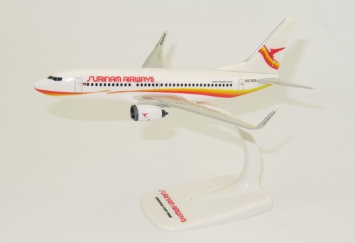 Surinamboeing 737 700 scala - 737-700,
