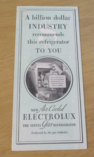 Brochure pubblicitaria vintage
