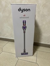 Dyson v8 Advanced