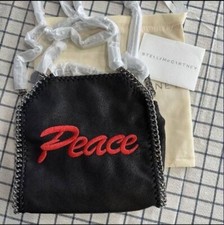 Borsa a tracolla Stella McCartney Falabella logo punto rosso catena nera articolo outlet