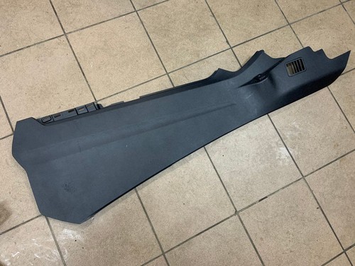 Modanatura rivestimento destro