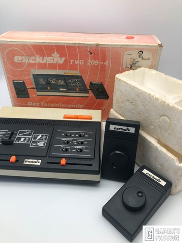 Magnavox console - •, •