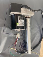 Attuatore motore sollevamento