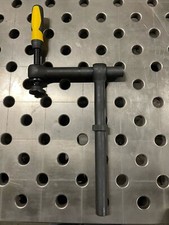 Morsetto fissaggio a vite foro 28 220*350 banco da saldatura