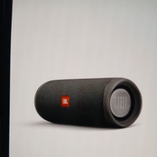 JBL Flip 5 mini speaker