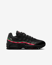 Nike x Undefeated Air Max 95 Nero/Argento - UK 10/US 11 *SPEDIZIONE VELOCE* ✅