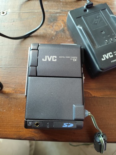 Videocamera digitale jvc - videocamera,