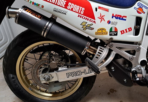 Honda africa twin 650 rd03 - honda,