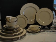 LENOX MONCLAIR 4 - 5 PIECES