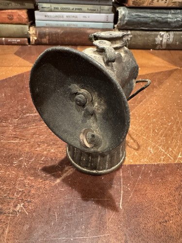 Antica lampada minatori