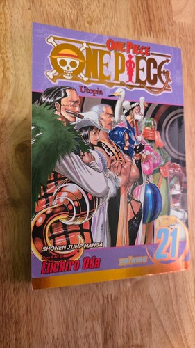 One piece volume gold - gold, foil