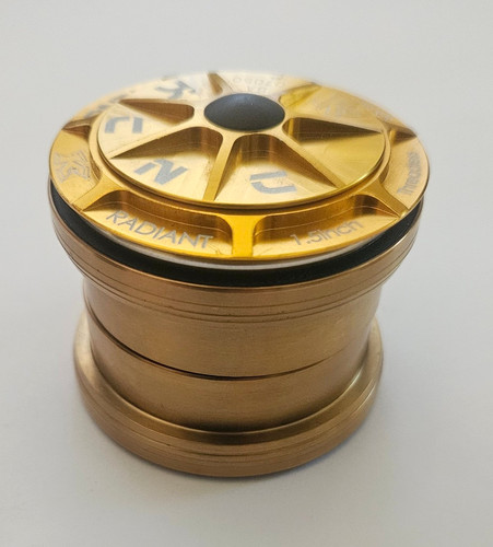 Kcnc radiant cuffia - kcnc,