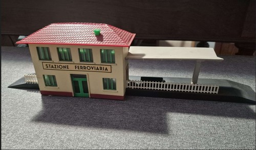 Stazione ferroviaria - stazione, ho/oo
