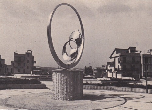 Gibellina scultura di - ,
