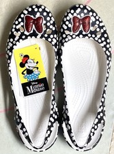 Nuovo con etichette Disney