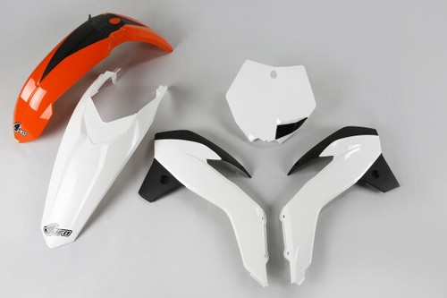 Kit plastiche carene - plastiche,