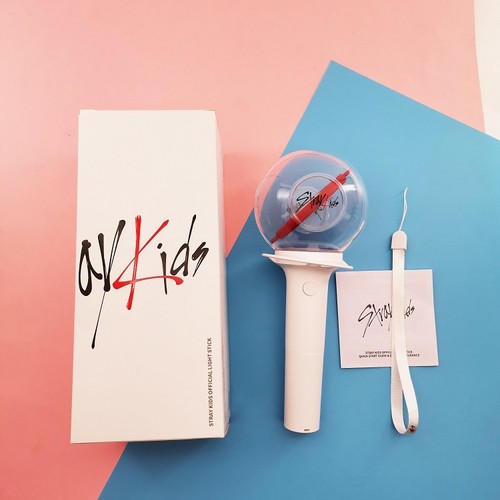 For stray kids - stray,
